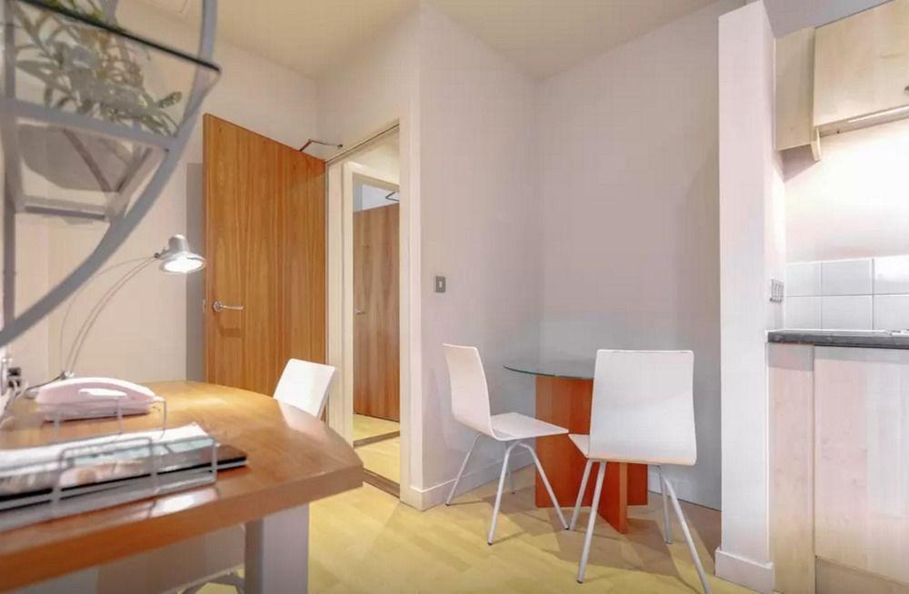 Princes Square Apartments Лондон Екстер'єр фото