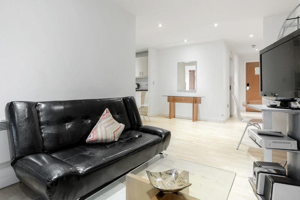 Princes Square Apartments Лондон Екстер'єр фото