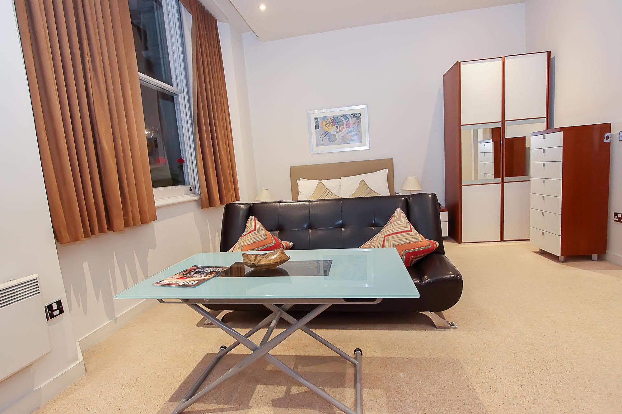 Princes Square Apartments Лондон Екстер'єр фото