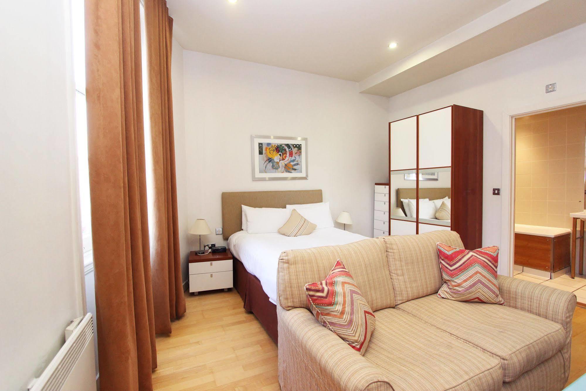 Princes Square Apartments Лондон Екстер'єр фото